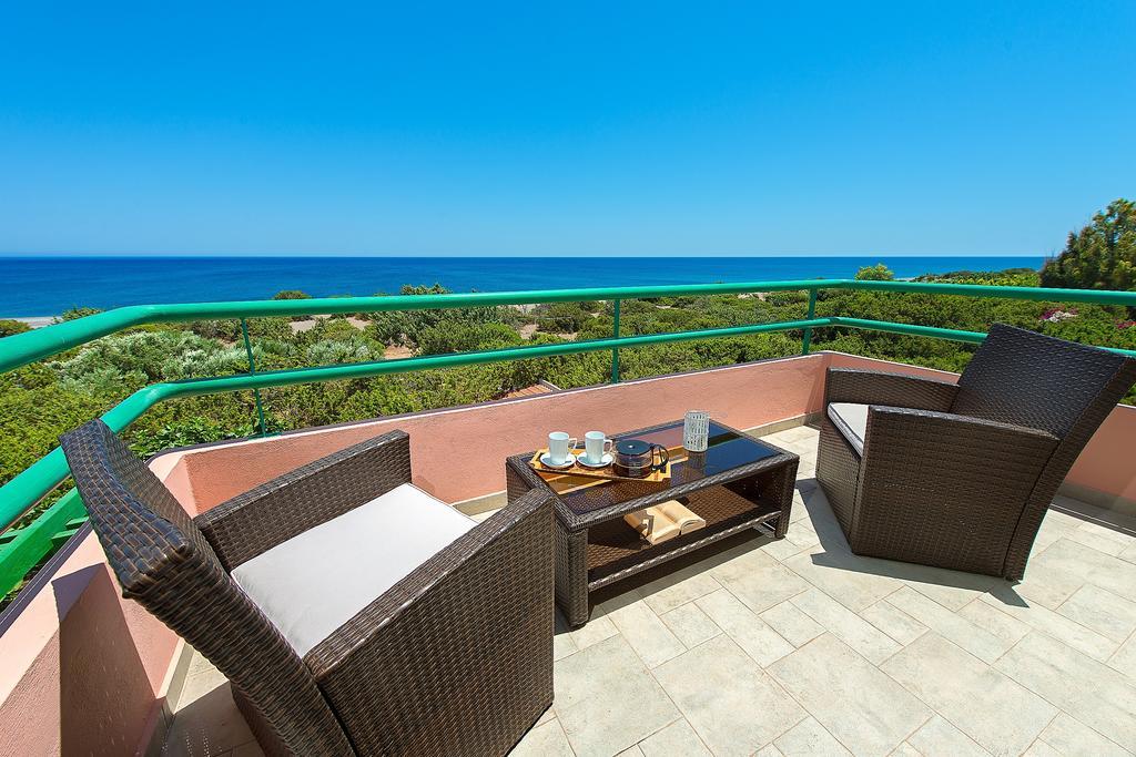Beachfront Rhodes Seashell Holiday home *
